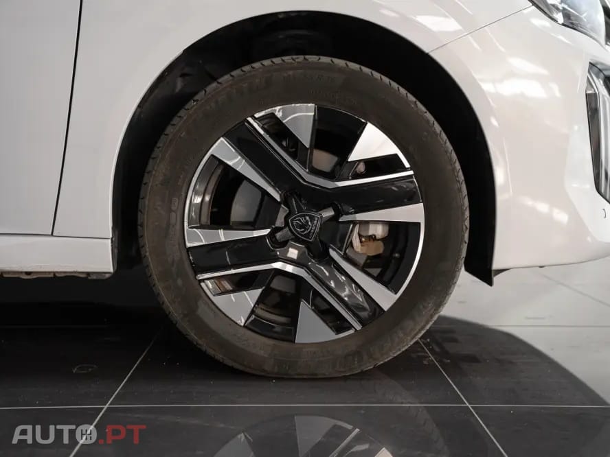Peugeot E-208 50 kWh Allure