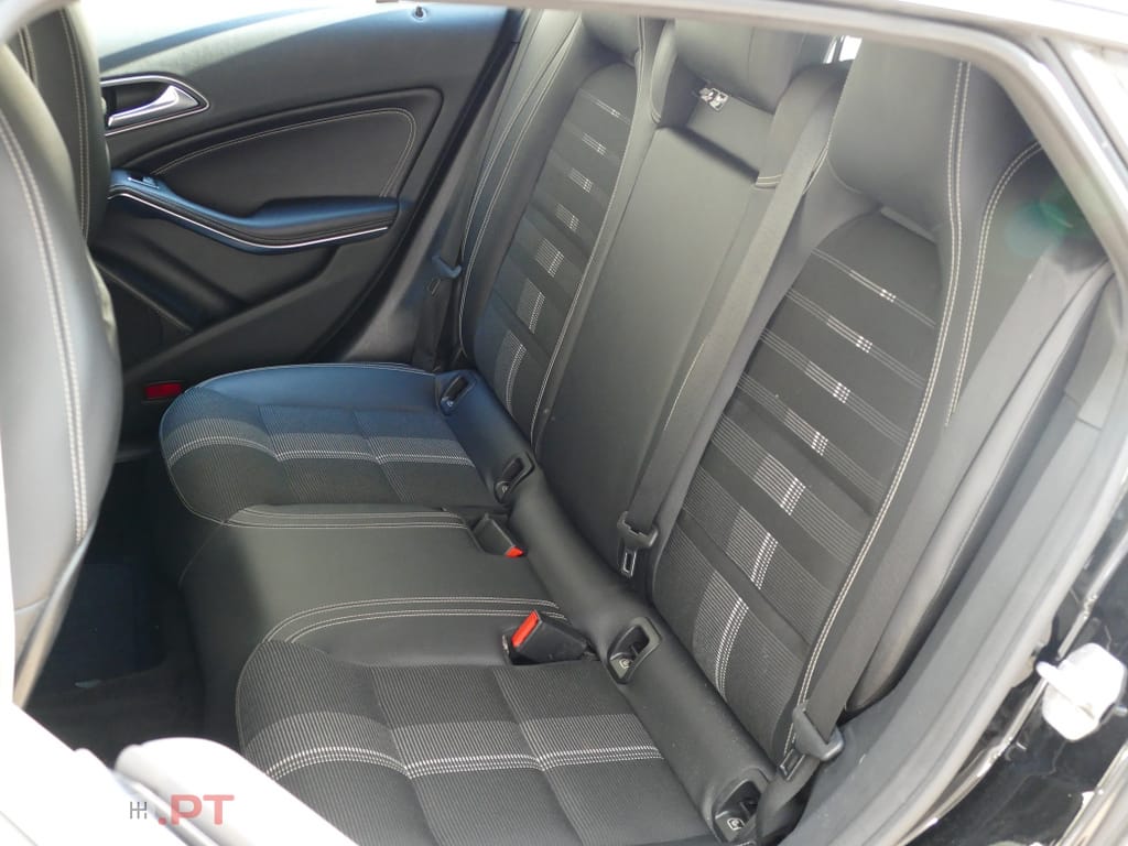 Mercedes-Benz CLA 180 d Shooting Brake Urban