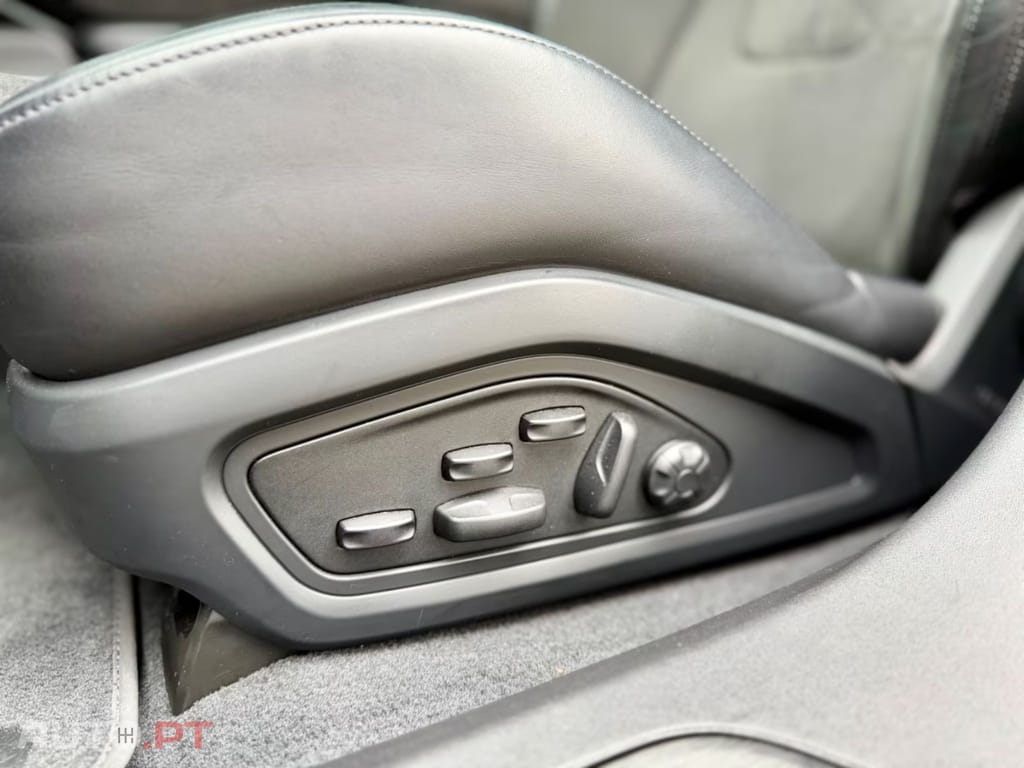 Porsche Taycan GTS I.V.A DEDUTIVEL 