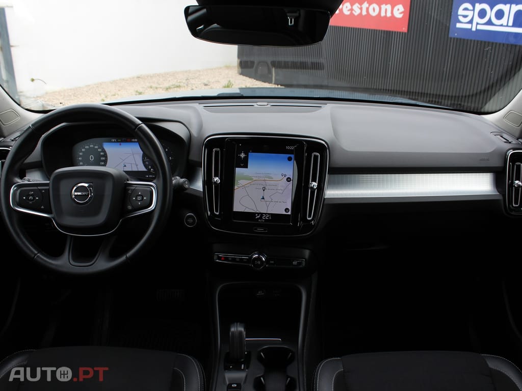 Volvo XC40 2.0 D3 Momentum Plus Geartronic
