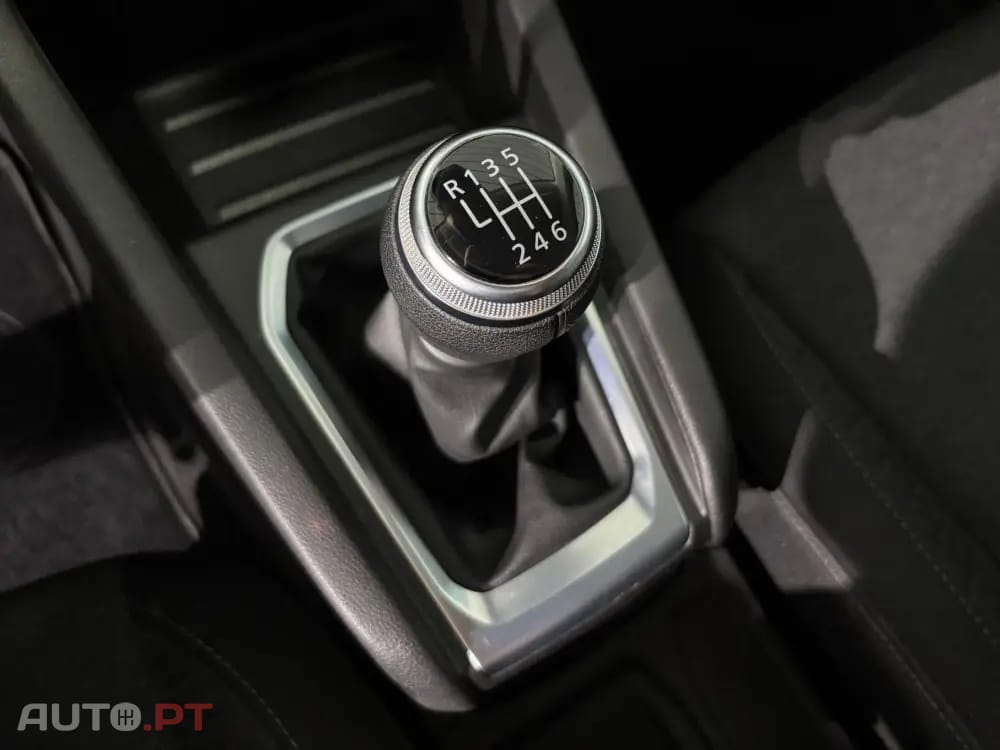 Renault Clio 1.0 TCe Intens Bi-Fuel
