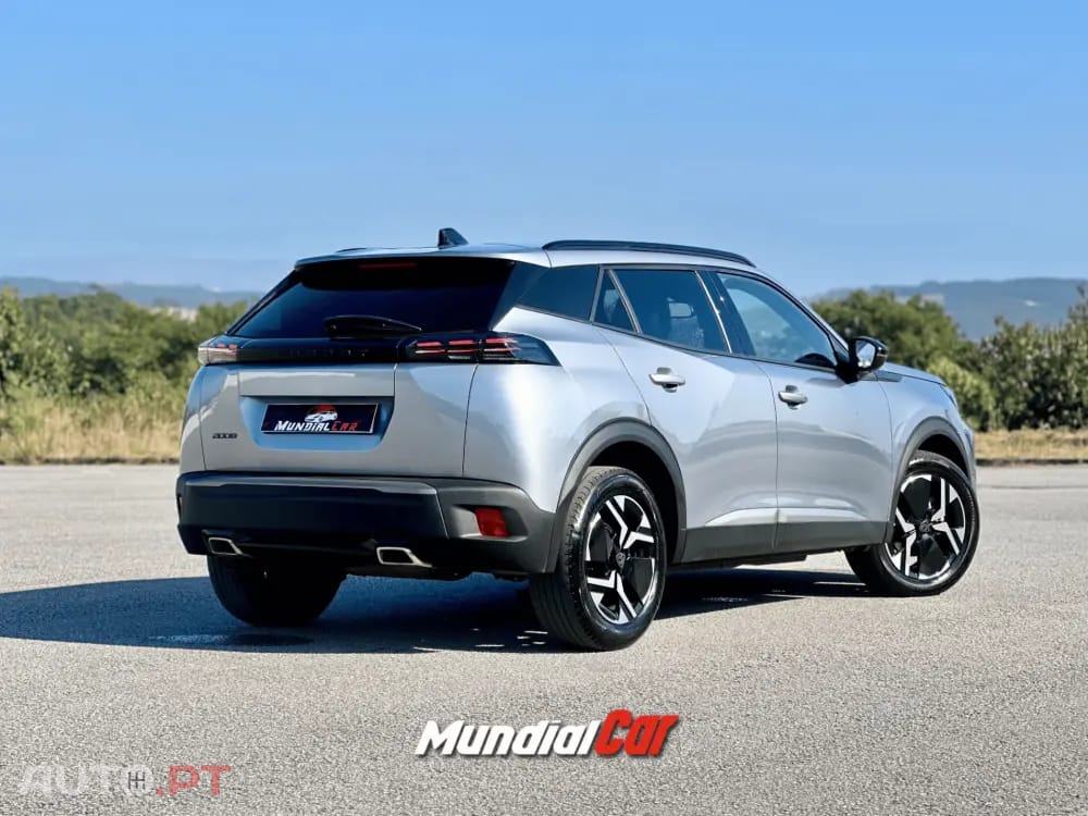Peugeot 2008 1.2 PureTech Allure EAT8