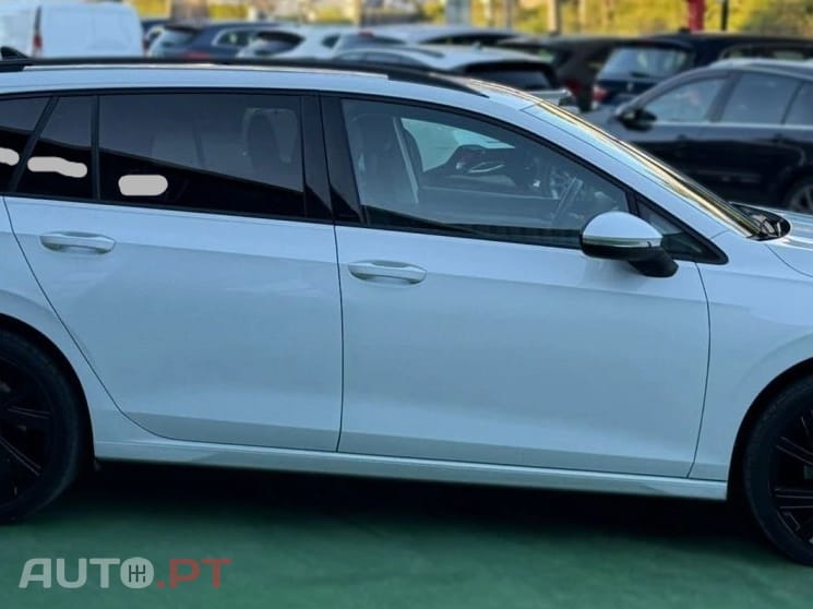 Volkswagen Golf 1.5 eTSI R-Line DSG