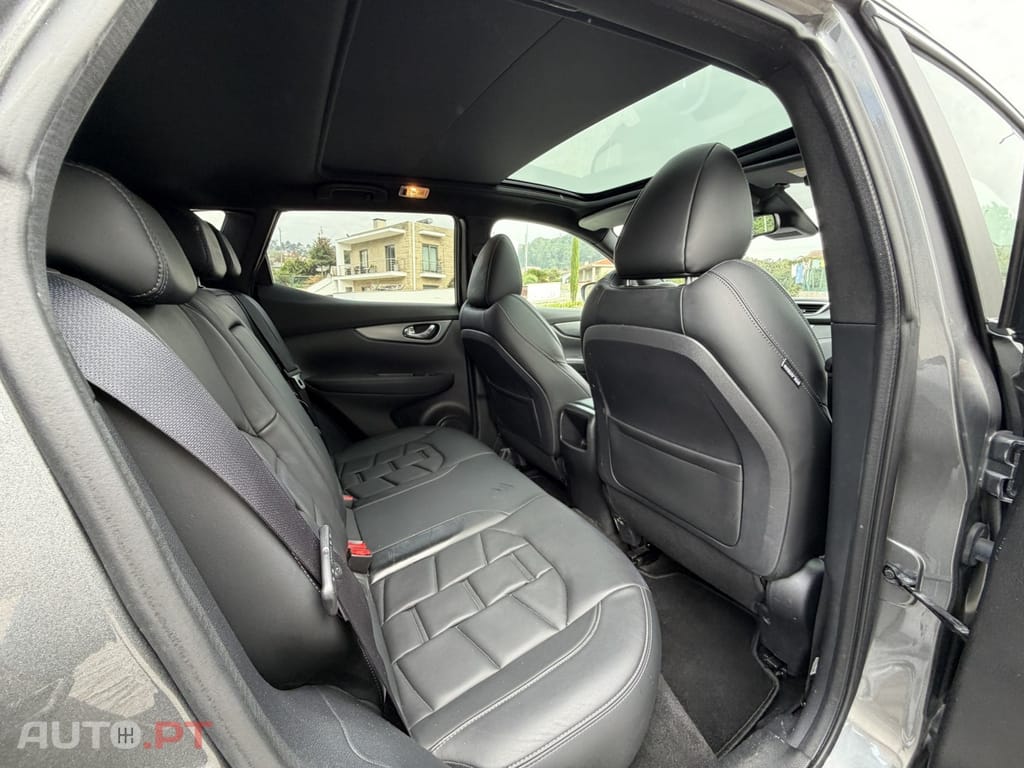 Nissan Qashqai 1.5 dCi N-Connecta