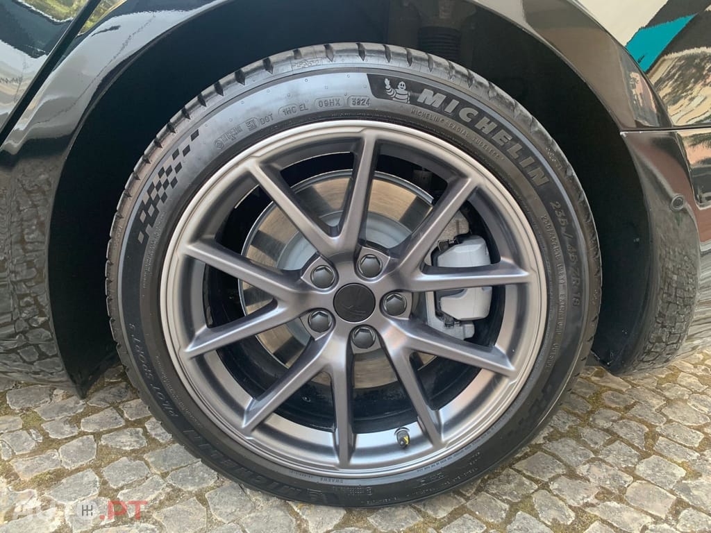 Tesla Model 3 Long Range Tração Integral