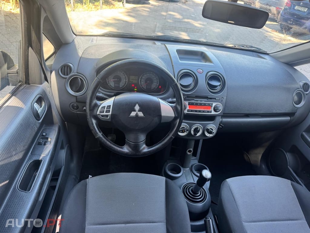 Mitsubishi Colt 1.1 Invite