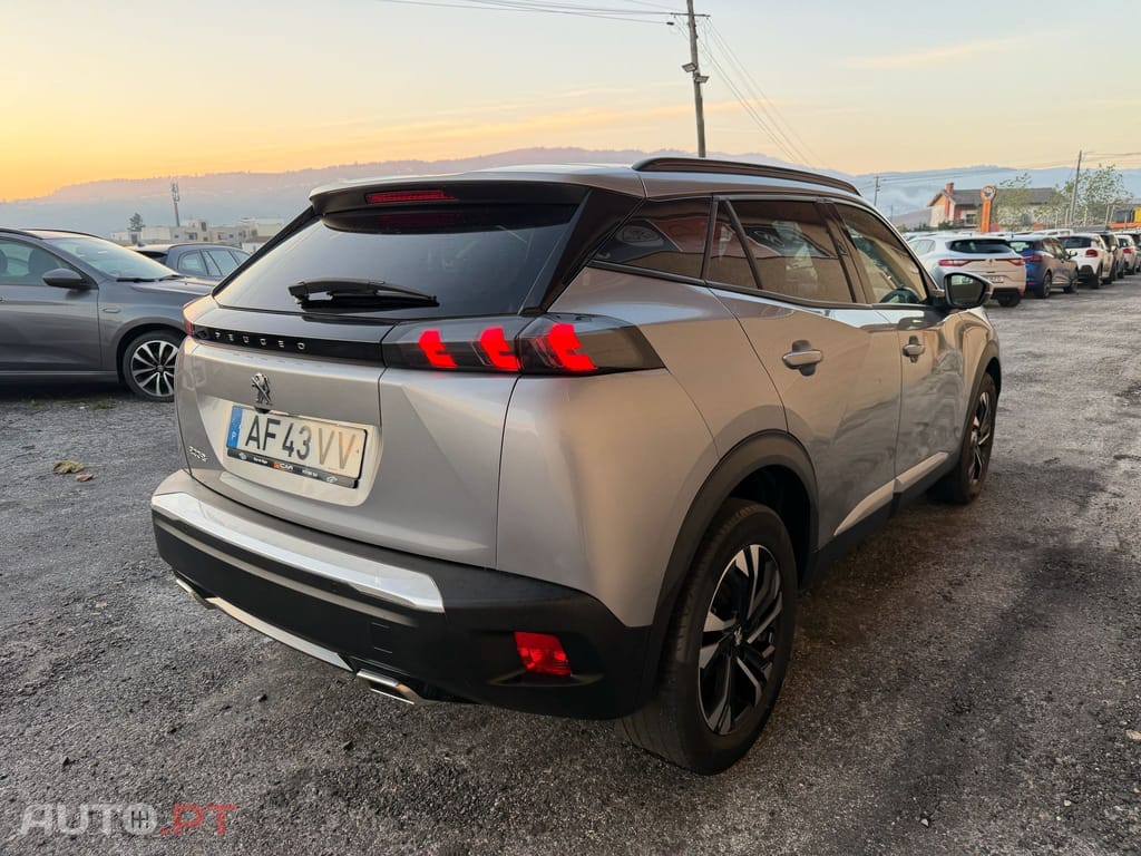 Peugeot 2008 1.2 PureTech Allure Pack