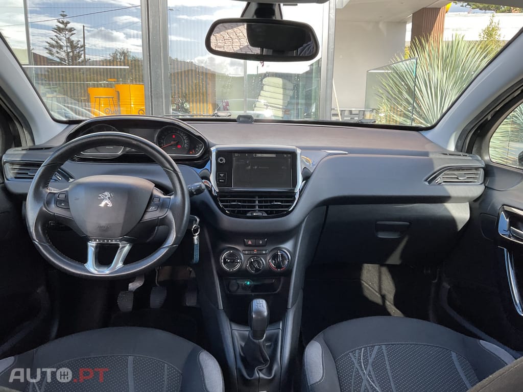 Peugeot 208 1.2 VTi Active