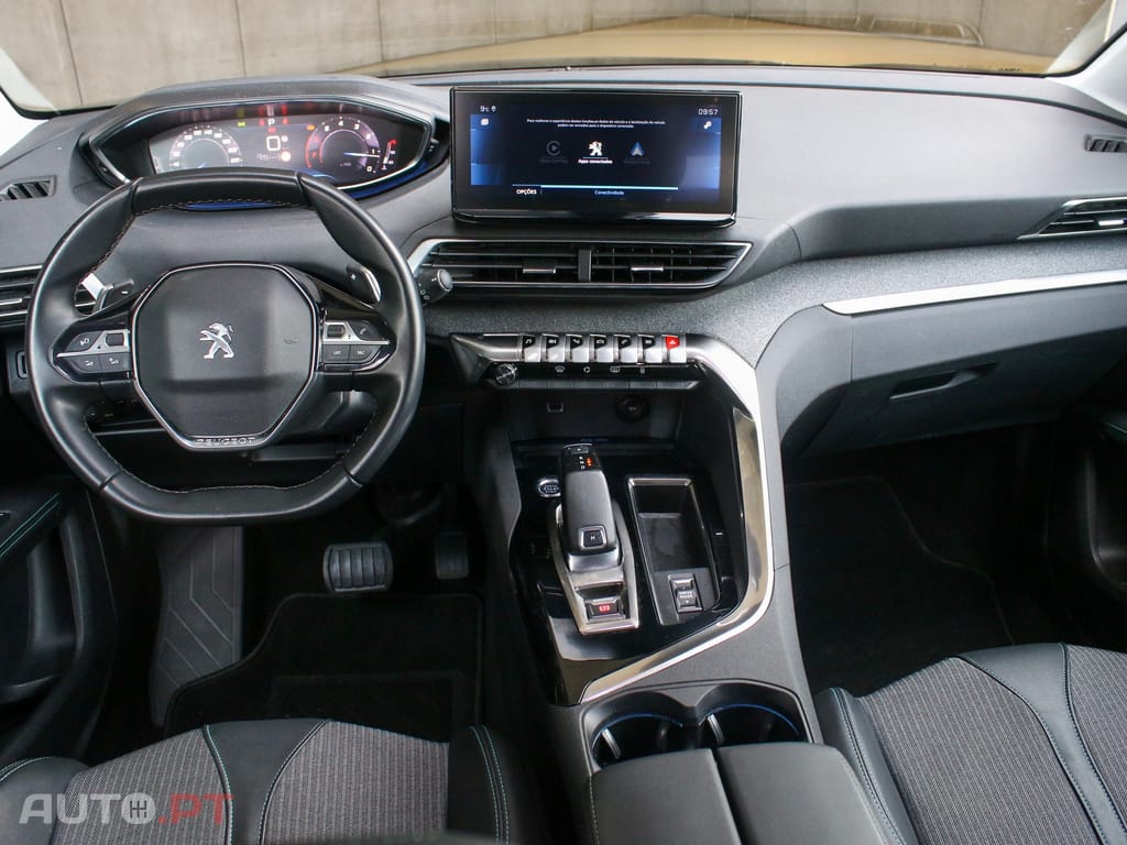 Peugeot 5008 1.2 PureTech Allure Pack EAT8
