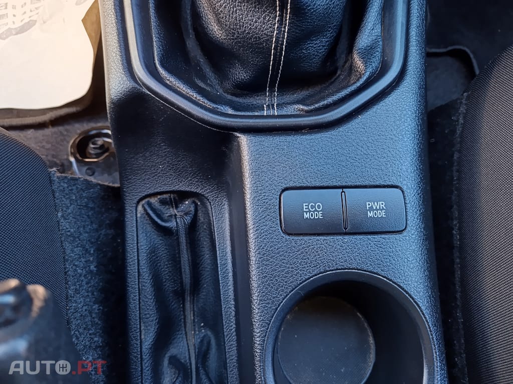 Toyota Hilux 2.4 D-4D 4WD Challenge