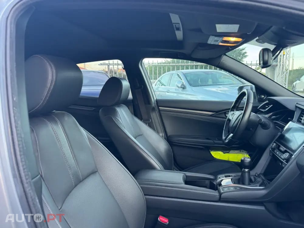Honda Civic 1.0 i-VTEC Executive Premium