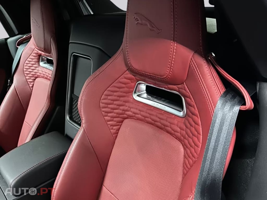 Jaguar F-Type P300 R Dynamic