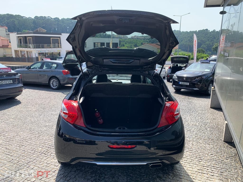Peugeot 208 1.6 THP GTi
