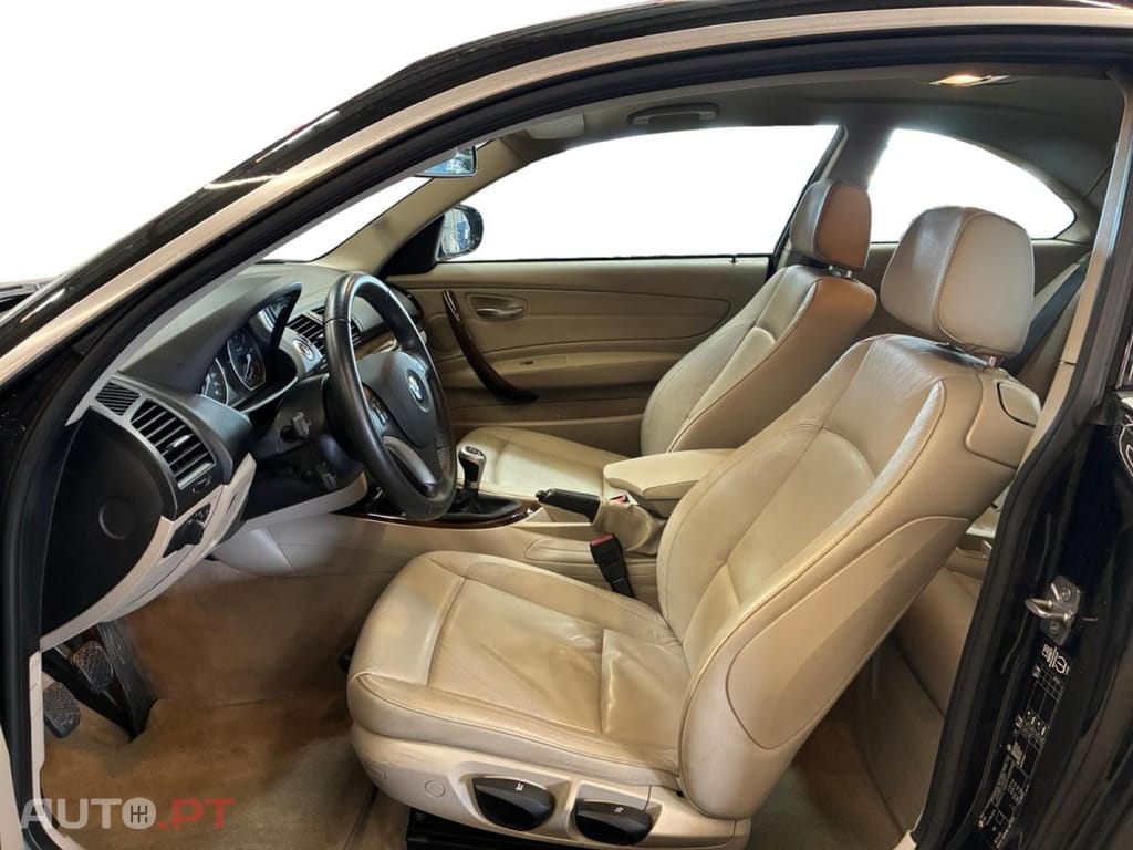 BMW 120 i Edition Confort