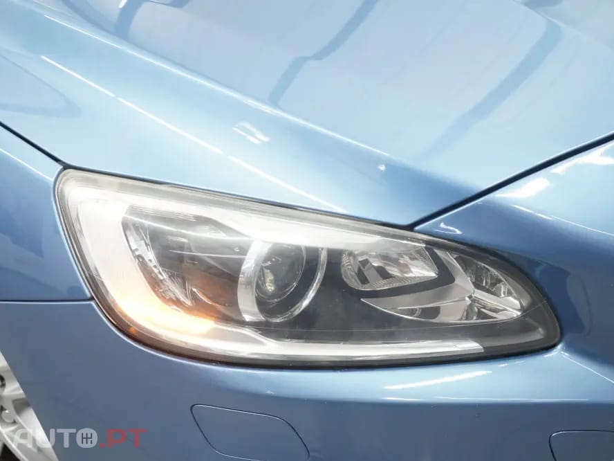 Volvo V60 2.4 D6 Summum AWD Phev