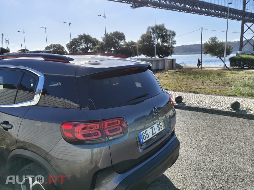 Citroën C5 Aircross 1.2 PureTech Shine — fotografia 18