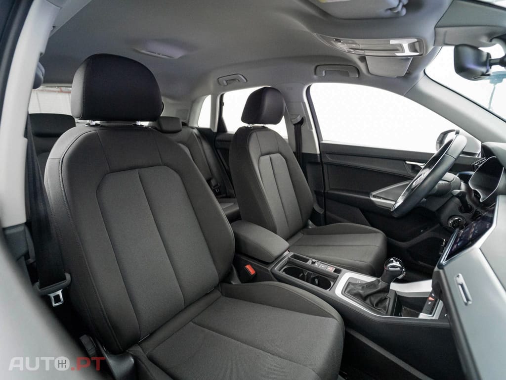 Audi Q3 45 TFSIe S tronic