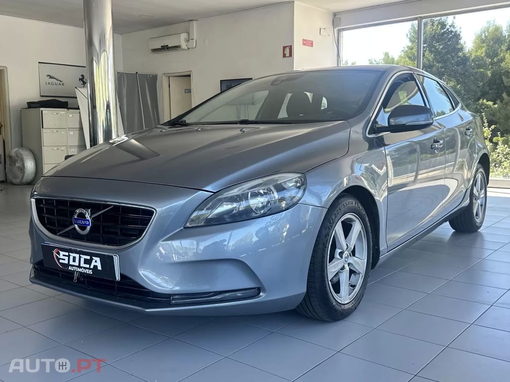 Volvo V40 1.6 D2 Momentum Eco