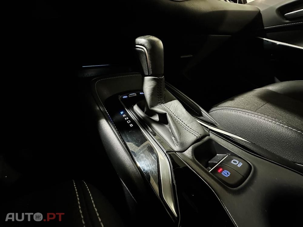 Toyota Corolla 1.8 Hybrid Comfort+P.Sport