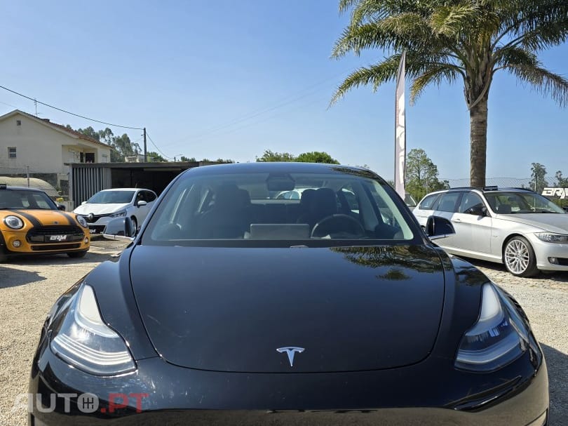 Tesla Model 3 Long-Range Dual Motor AWD