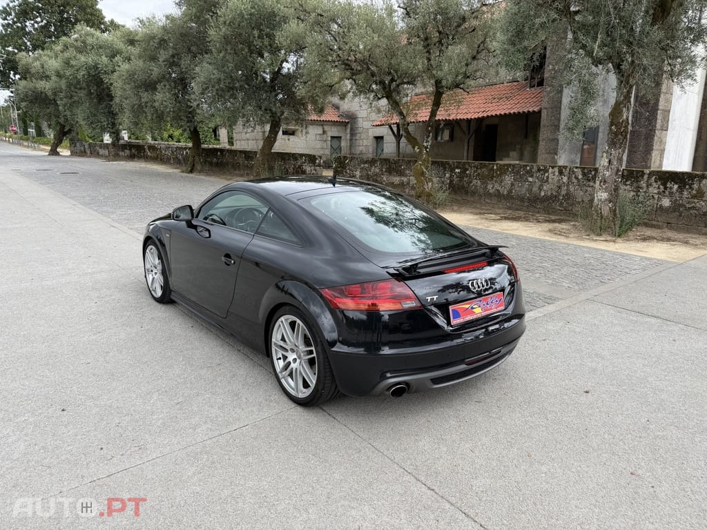 Audi TT 2.0 TFSI quattro S-line S tronic
