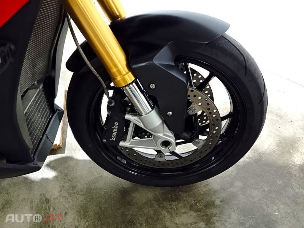 BMW S S1000XR