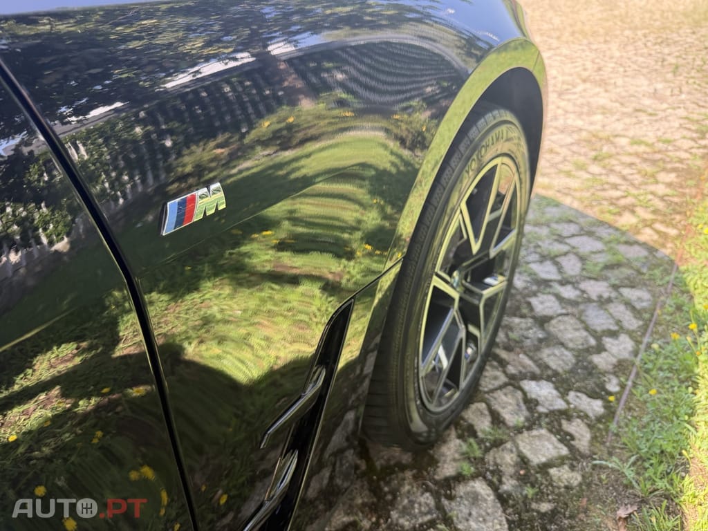 BMW i4 eDrive35 Pack Desportivo M
