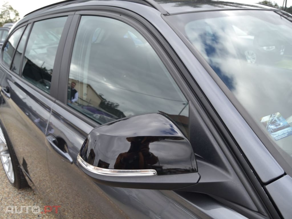 BMW 320 d Touring Auto Line Luxury