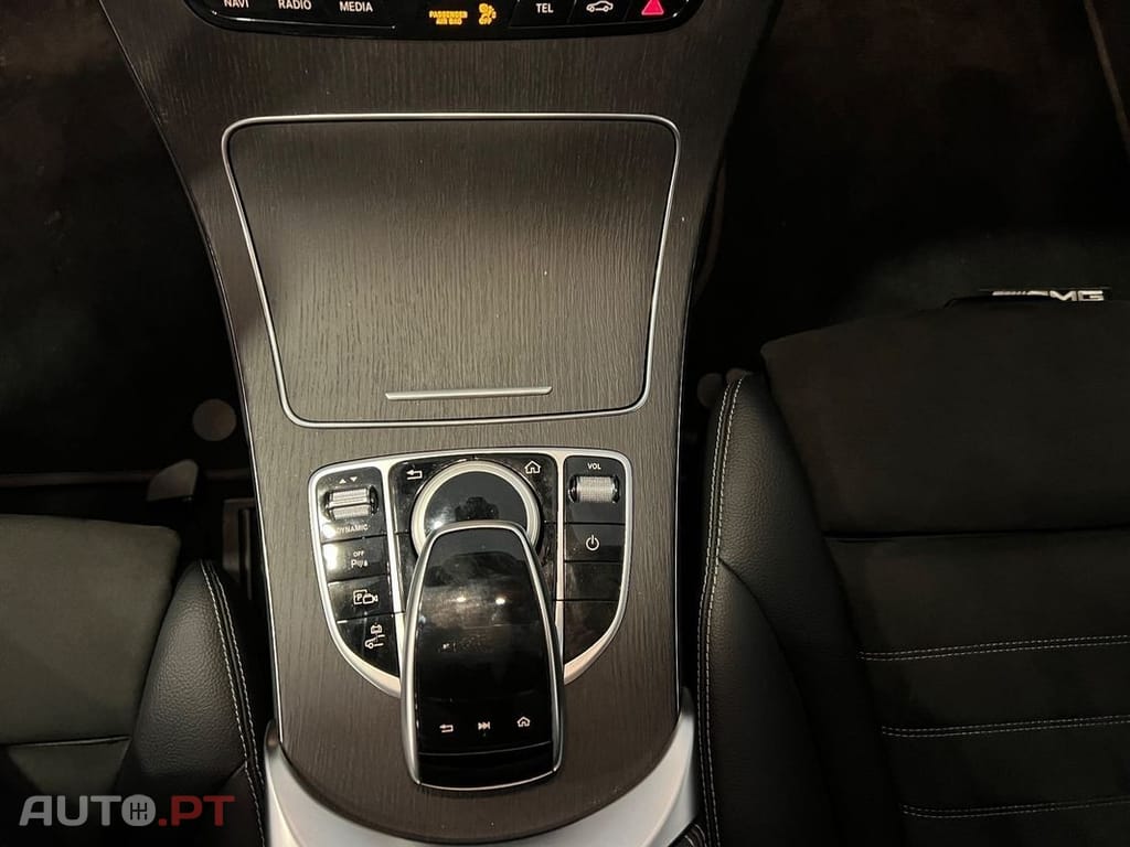 Mercedes-Benz C 300 de AMG Line