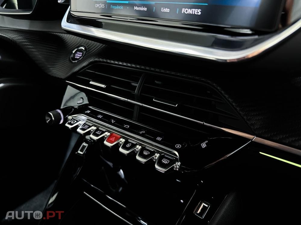 Peugeot E-208 50 kWh GT Pack