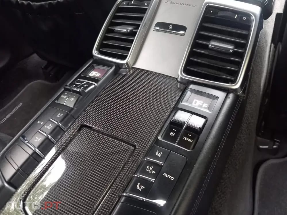 Porsche Panamera Platinum Edition