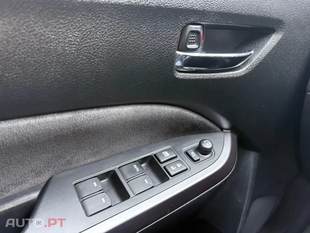 Suzuki Vitara 1.5L AGS GLX Strong Hybrid