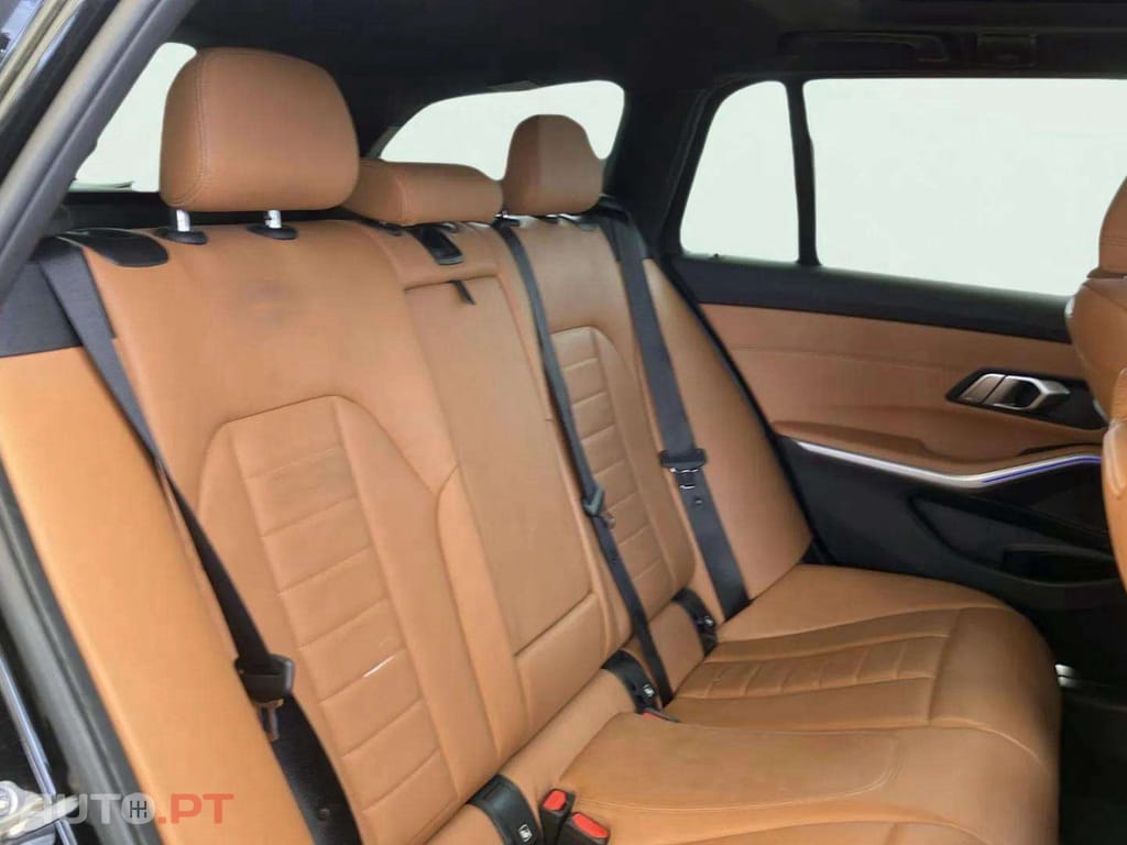 BMW 320 d Touring Pack M Auto