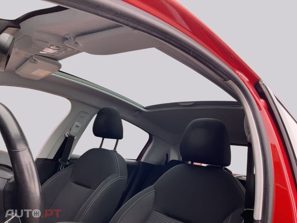 Peugeot 208 1.2 VTi Allure
