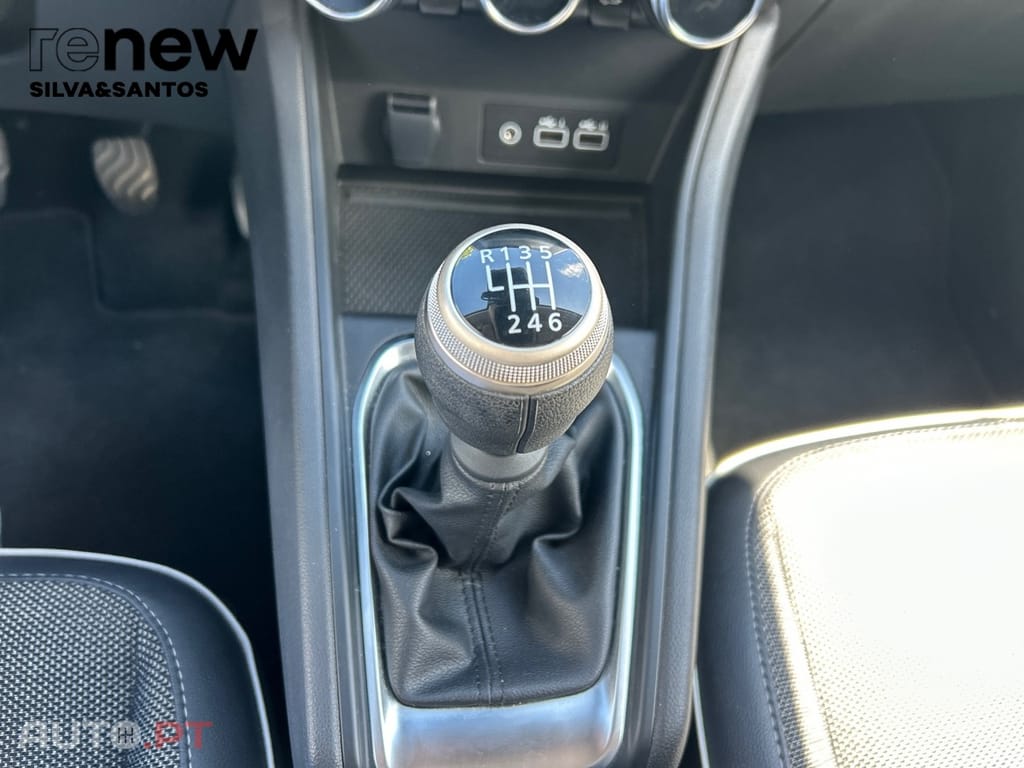 Renault Captur Techno TCe 100 Bi-Fuel