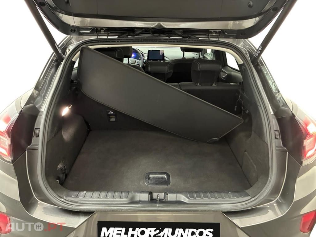 Ford Puma 1.0 EcoBoost MHEV Titanium