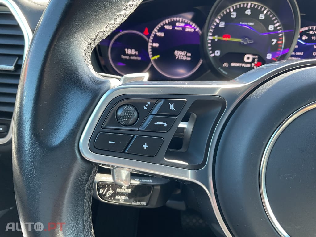 Porsche Cayenne E-Hybrid