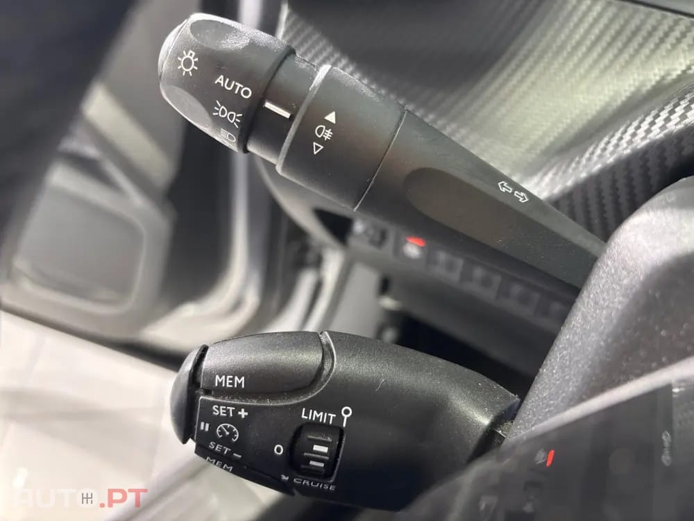 Peugeot 2008 1.2 PureTech Active