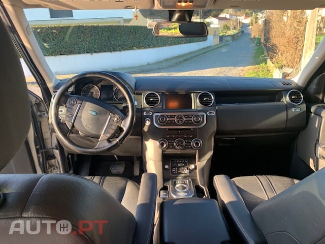 Land Rover Discovery 3.0 SDV6 HSE Auto