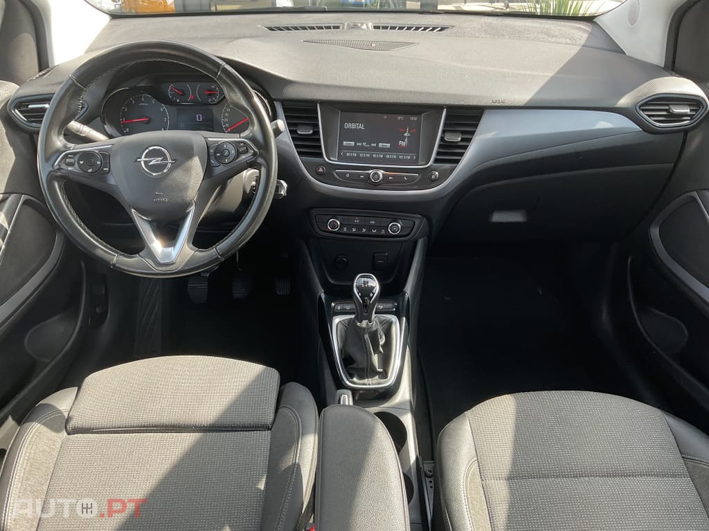 Opel Crossland X 1.2 Business Edition