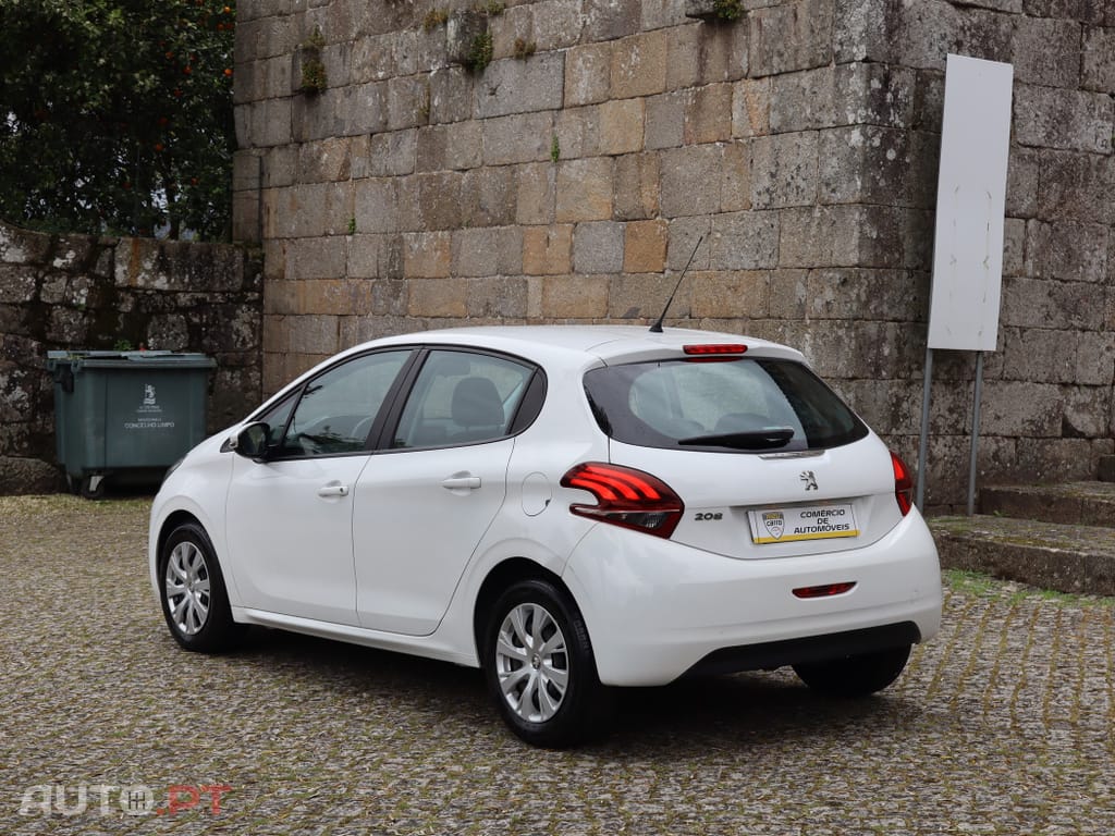 Peugeot 208 1.6 BlueHDi