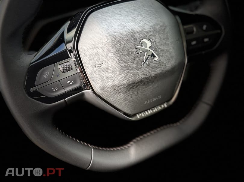 Peugeot 2008 1.5 BlueHDi Active Pack