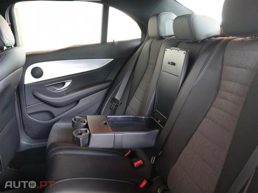Mercedes-Benz E 300 de 9G Avantgarde