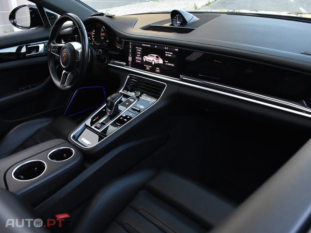 Porsche Panamera ST 4 E-Hybrid