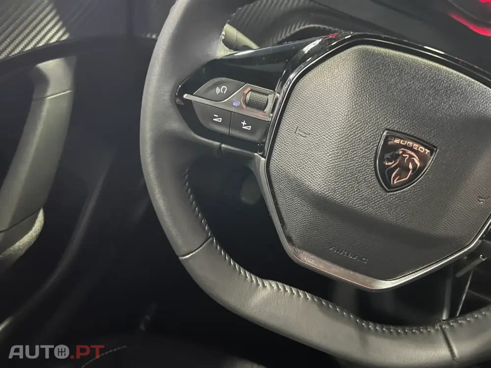 Peugeot 2008 1.2 PureTech Style — fotografia 16