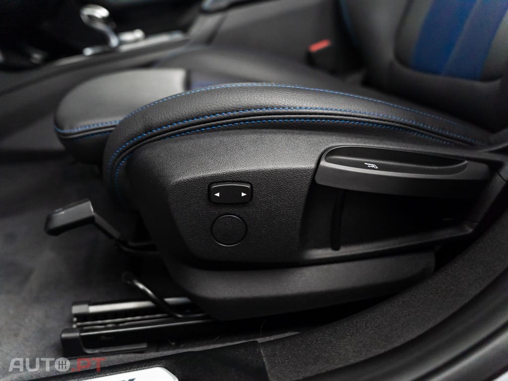 BMW 216 d Pack Desportivo M