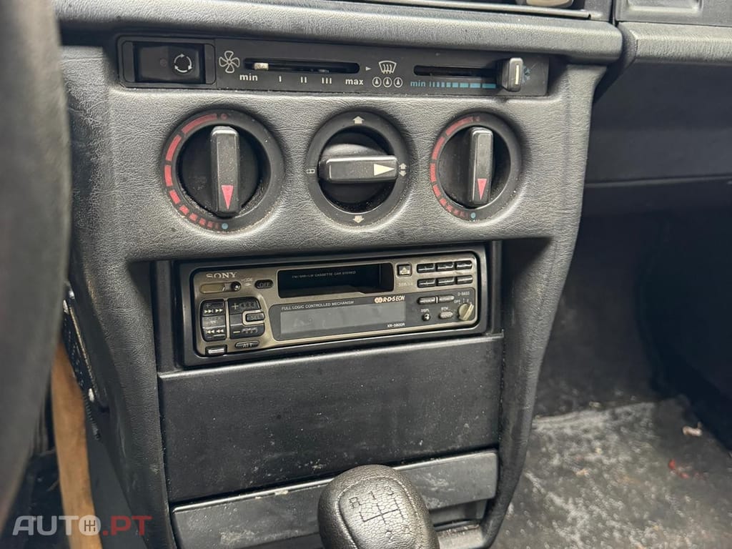 Mercedes-Benz 190 2.0