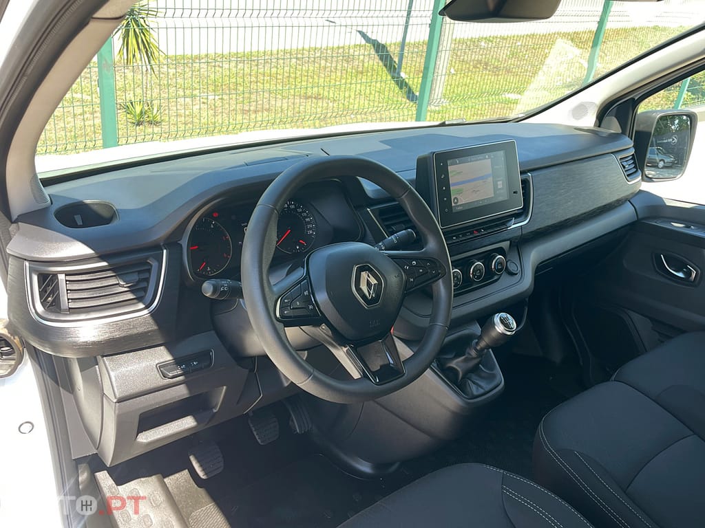 Renault Trafic 2.0 dCi Longa IVA Dedutível