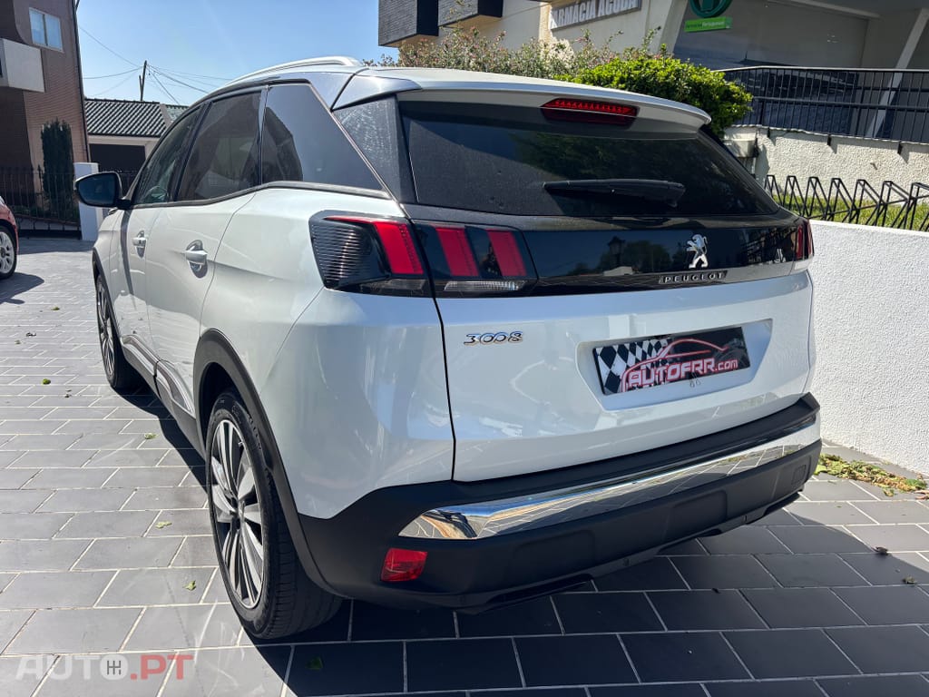 Peugeot 3008 1.5 BlueHDi Crossway