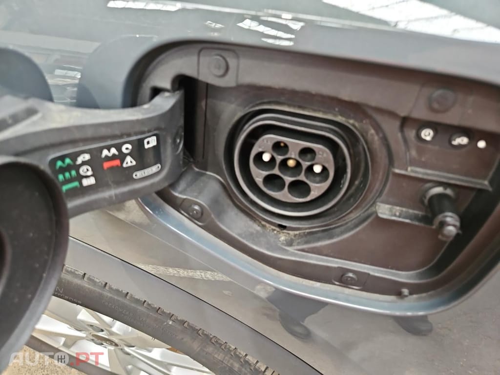 Audi Q3 45 TFSIe S line Design